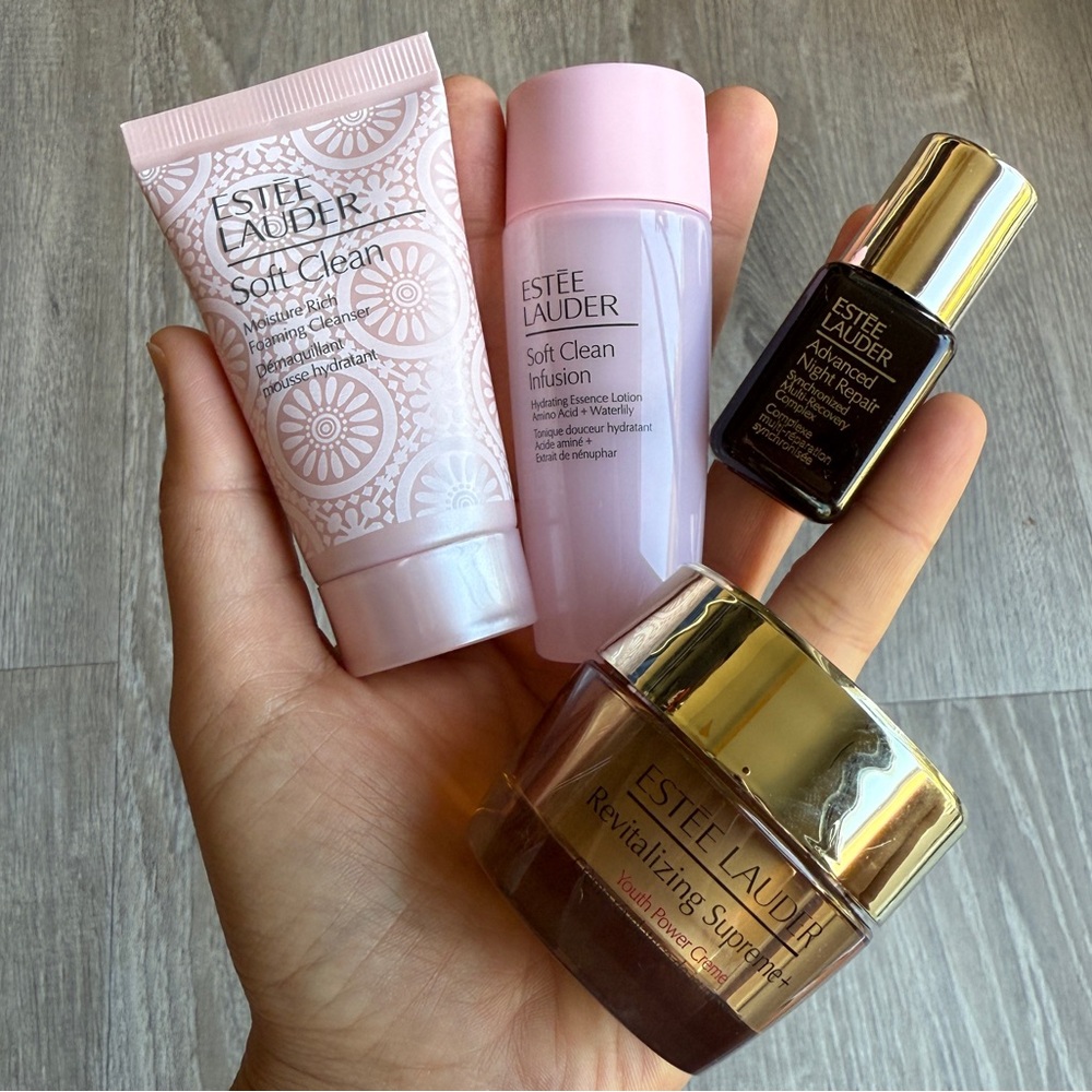 ❗️travel size set❗️Estee Lauder Skincare 4in1~New